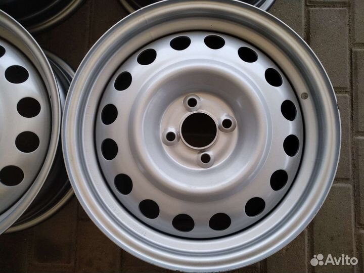 Диски новые r-16 (4x100) 4 шт