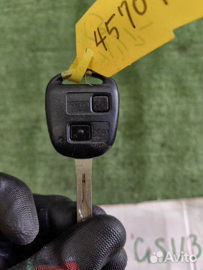 Ключ зажигания Toyota Harrier GSU35 2007 год
