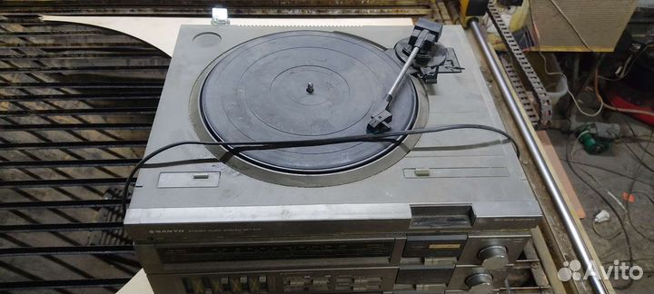 Японская стереосистема sanyo GXT210