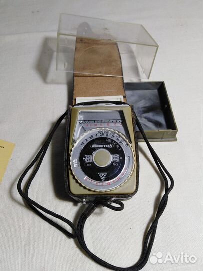 Фотоэкспонометр Ленинград 4. СССР