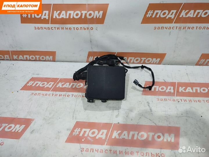 Блок предохранителей Mitsubishi Outlander 2 2007