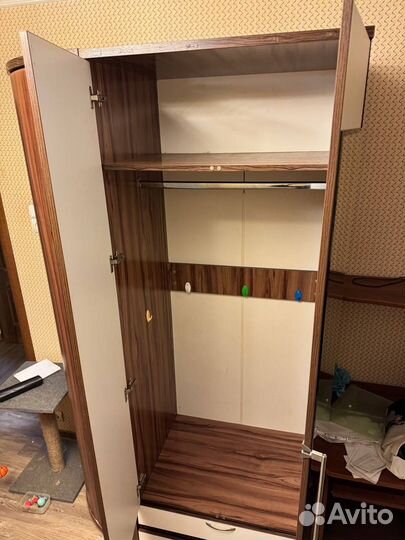 Шкаф с зеркалом бу