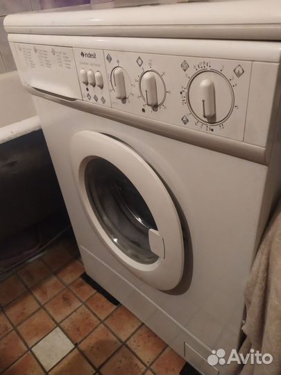 Стиральная машина indesit