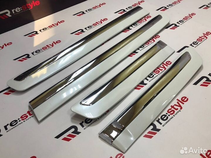 Молдинги дверей Lexus LX570 2012-2015 N609