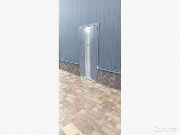 Входная дверь Тундра терморазрыв и стеклопакет