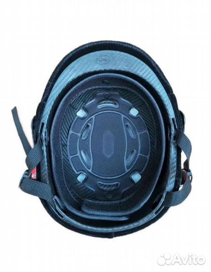 Защитный шлем для конного спорта