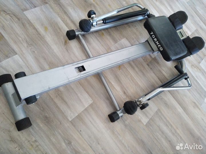 Гребной тренажер