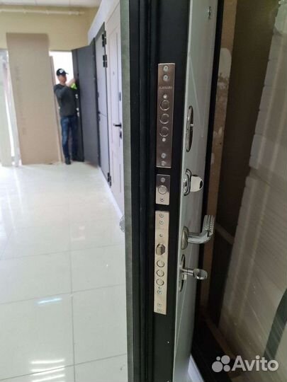 Дверь входная Кубик Рубик 100мм