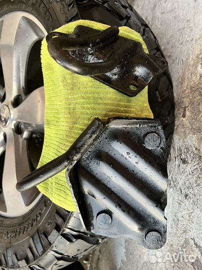 Буксировочные проушины jeep grand cherokee