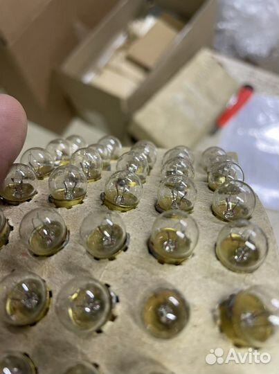 Лампочка для елочных гирлянд СССР мн-13,5-0,16 Е10