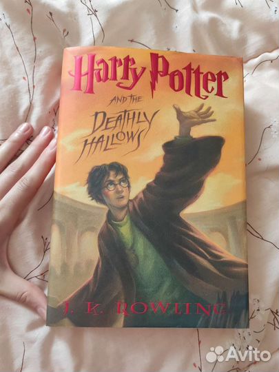 Книга на английском Harry potter and the deathly