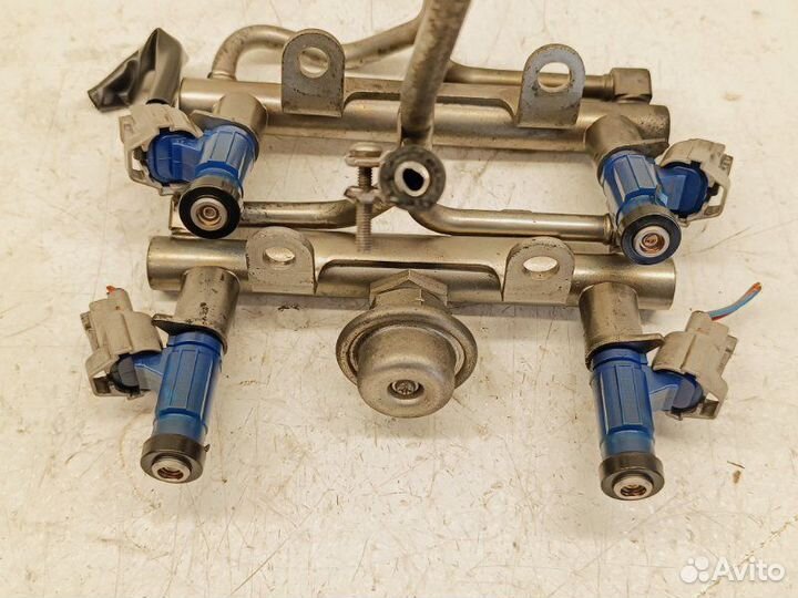 Форсунка топливная Subaru Legacy BL5 EJ204