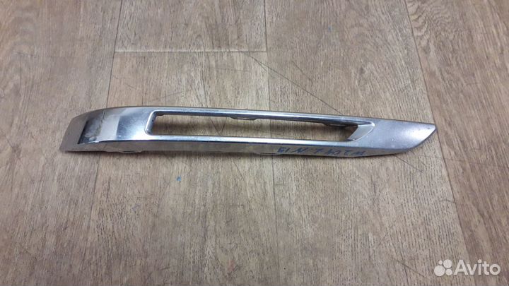 Накладка дхо левая №19 Mercedes GLK X204 2013