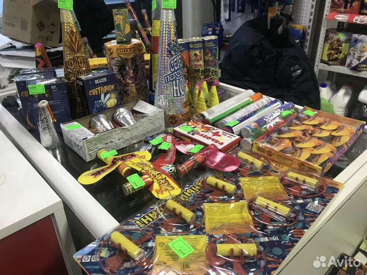 Салюты, Петарды, Римские свечи