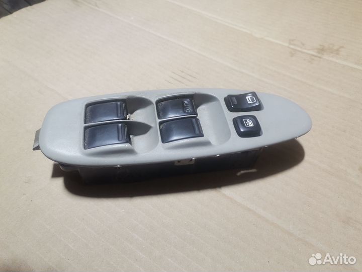 Блок управления стеклоподъемниками Nissan Almera T