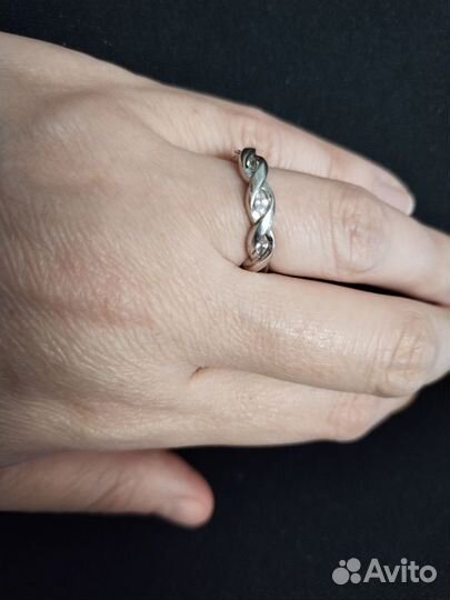 Серебряное кольцо