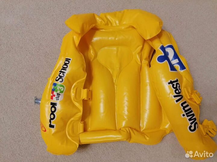 Детский спасательный жилет,ласты