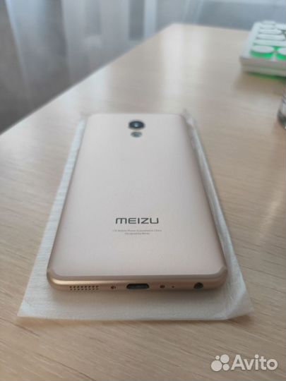 Meizu 15 Lite, 4/64 ГБ