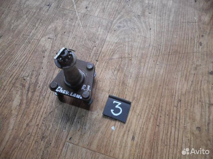 Цапфа Chevrolet Lanos 2004-2010