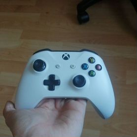 Геймпад xbox one s