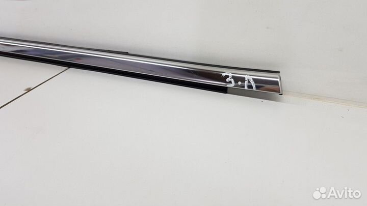 Молдинг двери задний левый (Geely Tugella)