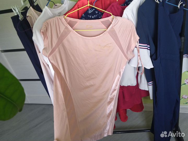 Женские вещи 42-44