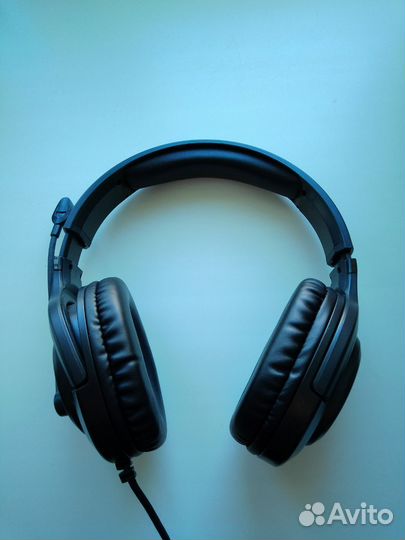 Проводные наушники