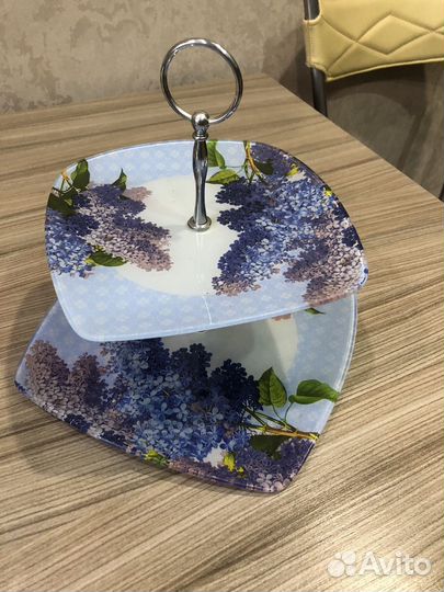 Двухъярусная ваза для конфет или фруктов