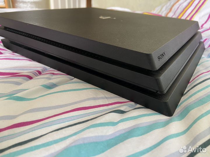 Sony playstation 4 pro 1tb