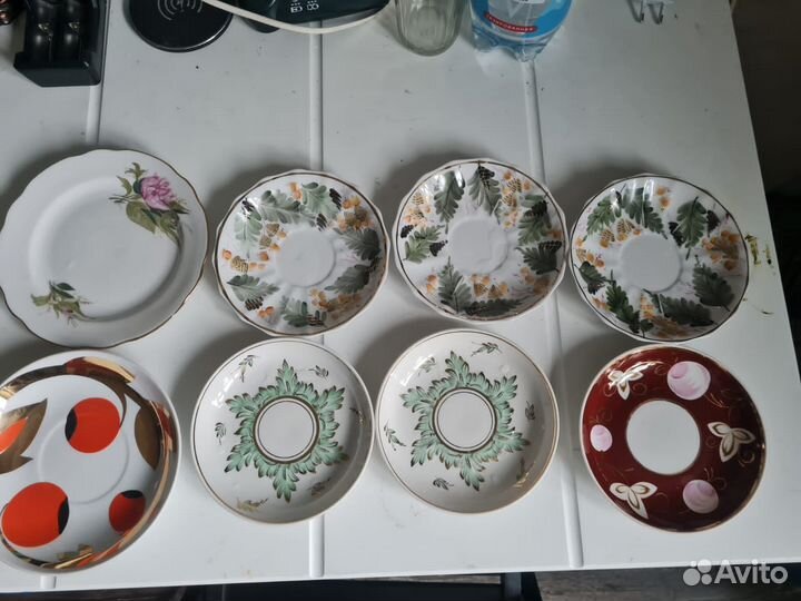 Чайные блюдца