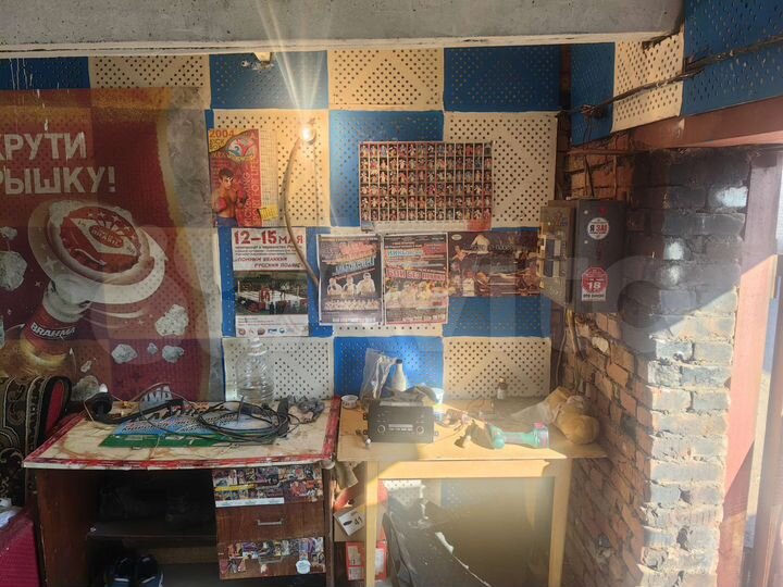 Гараж, > 30 м²