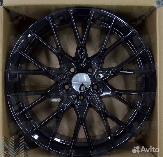 New комплект дисков BMW 5er 7er R19