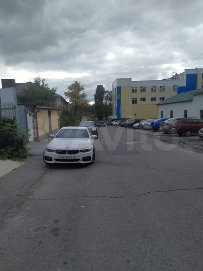 Здание, 700 м²