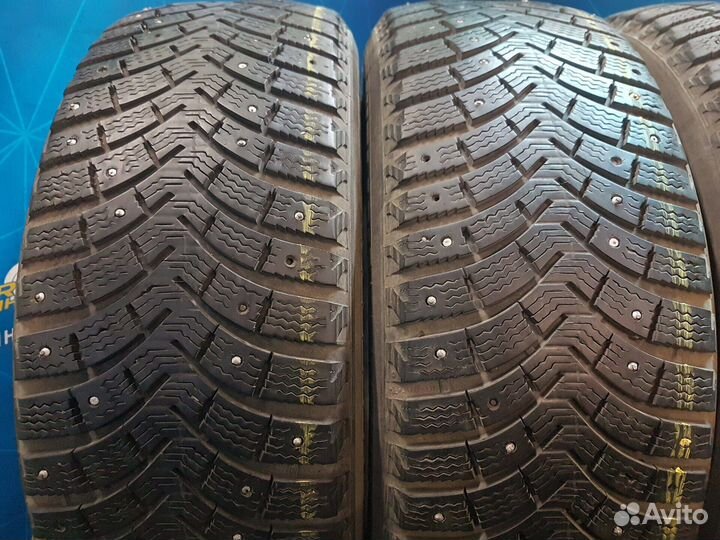 Michelin X-Ice North 2 215/65 R16