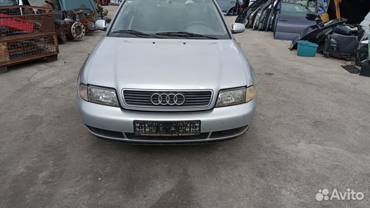 Разборка audi а4 в5 2.4 АКПП 98 авант