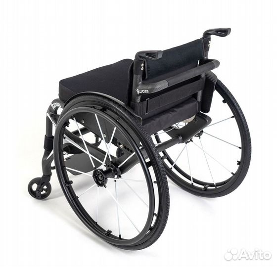 Лёгкая инвалидная коляска из карбона iCross active