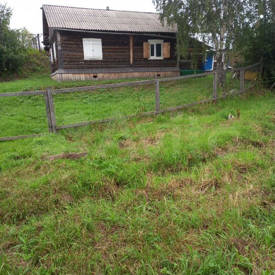 Дом 58 м² на участке 9,28 га