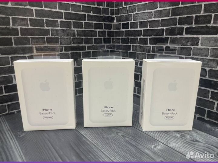 Повербанк Apple для iPhone