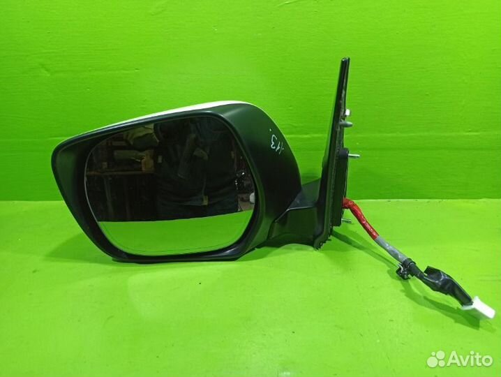 Зеркало левое Toyota Land Cruiser 200 1VD 2016