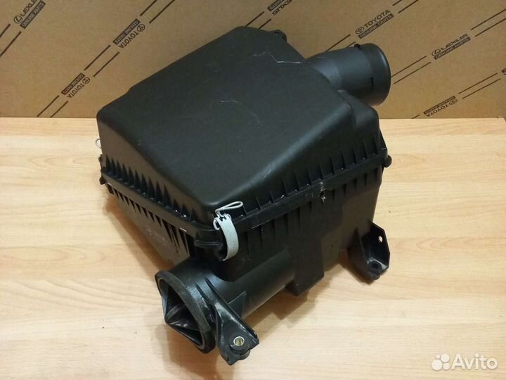 Лексус LX450D корпус воздушного фильтра 1770051050