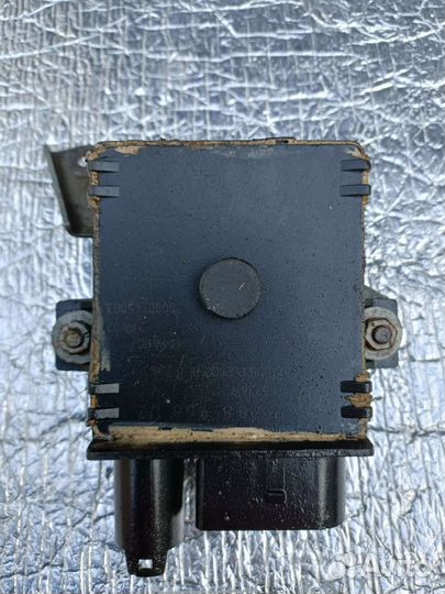 Реле свечей накаливания бмв Е65 745 D