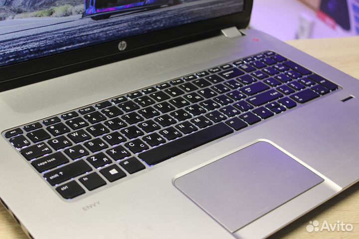 Мощный игровой HP envy с 17.3