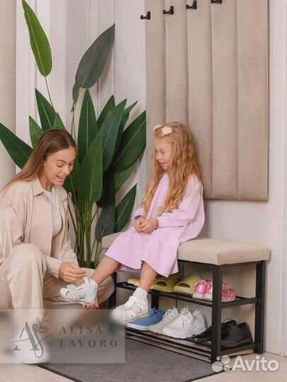 Вешалка цвет капучино