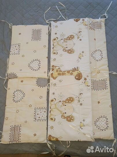 Бортики в кроватку+постельное бельё