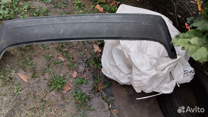 Спойлер универсальный на ваз 2110-2115