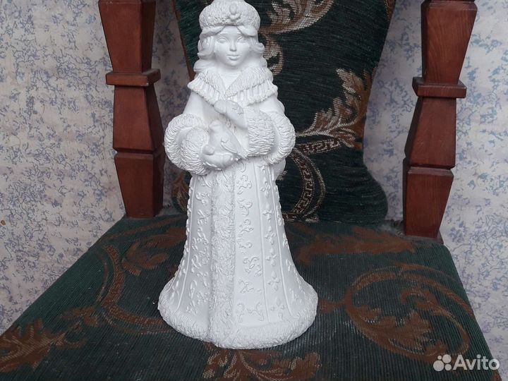 Фигурки Дед Мороз и снегурочка