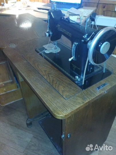 Швейная машина