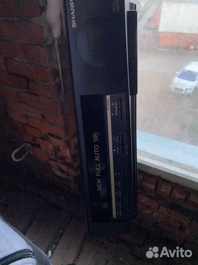 Видеомагнитофон sharp