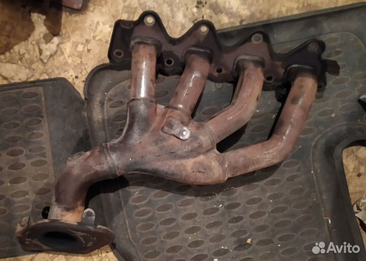 Выпускной коллектор Renault Duster 2,0