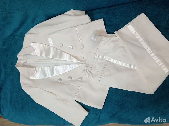 Брючный костюм на мальчика